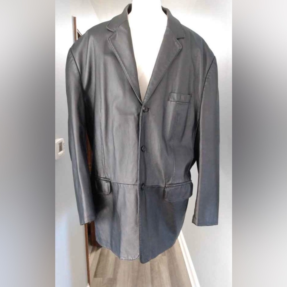 Black Leather Blazer Jacket (men’s size XL)